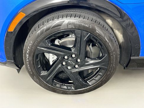Used 2025 Chevrolet Equinox EV RS FWD image 11