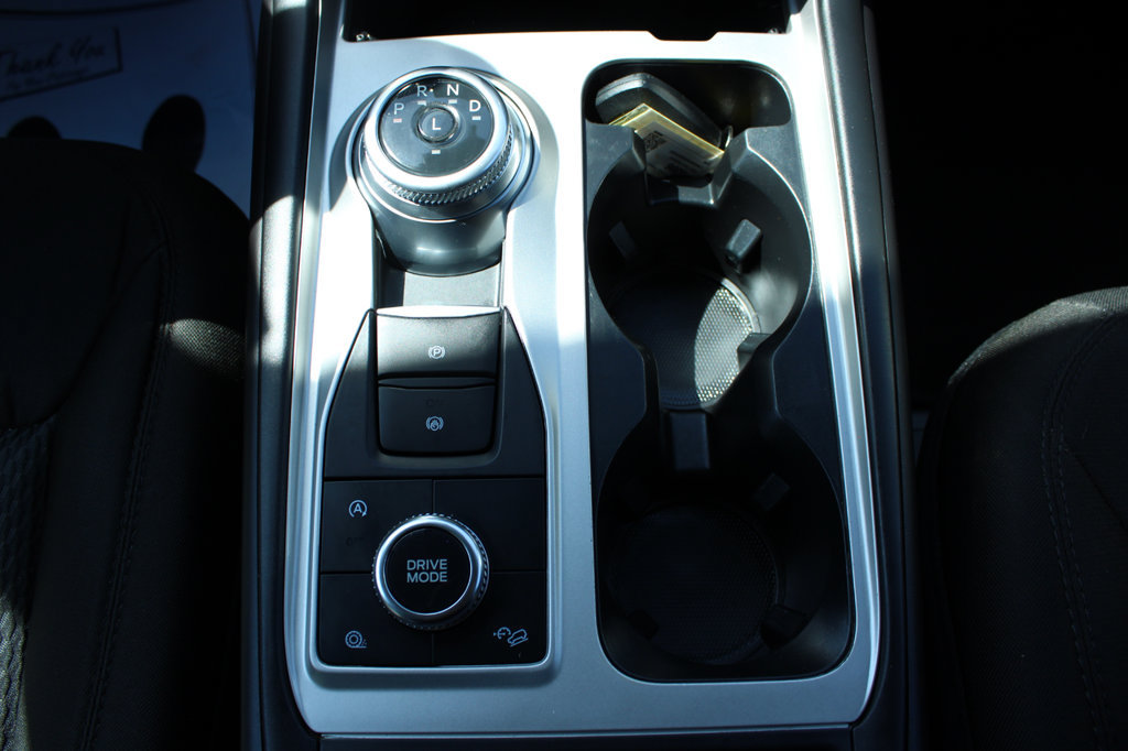 Used 2024 Ford Explorer XLT AWD/4WD image 27