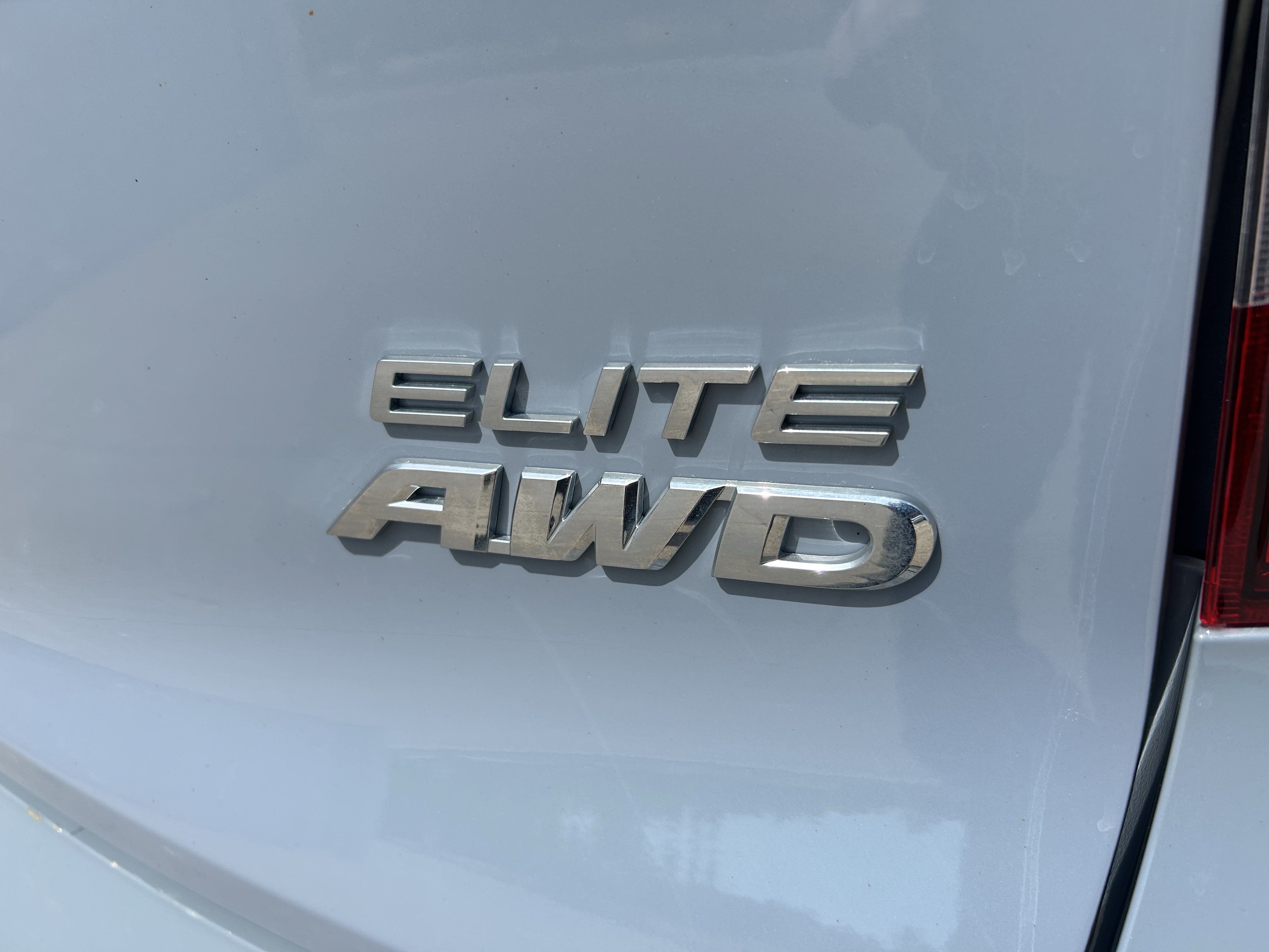 Used 2022 Honda Pilot Elite image 8