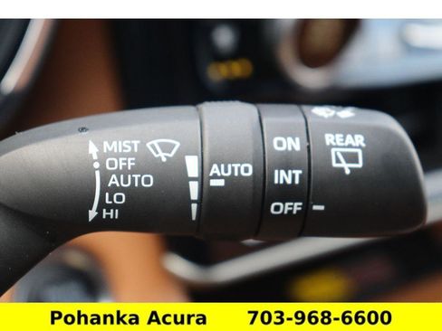 Used 2025 Toyota Highlander Platinum AWD/4WD image 11