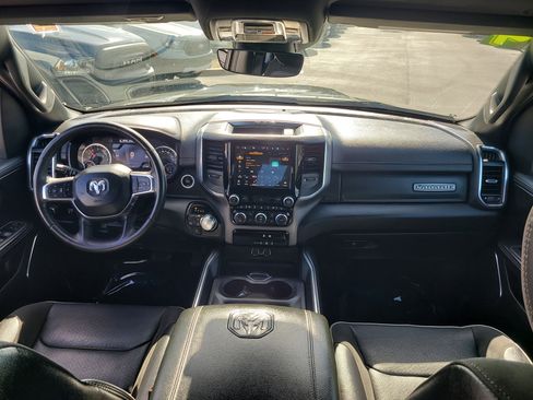 Used 2024 RAM 1500 Laramie AWD/4WD image 14