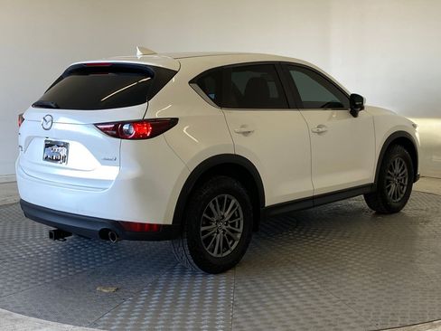 Used 2017 MAZDA CX-5 Touring w/ Preferred Equipment Package image 9