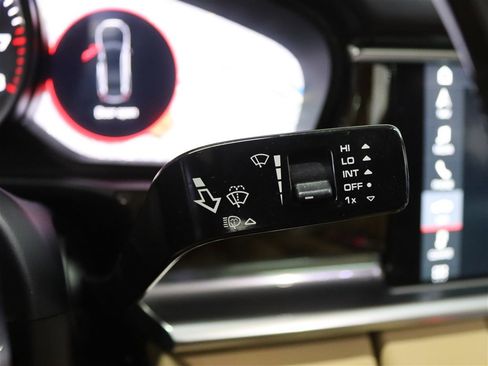 Used 2018 Porsche Panamera 4S image 36