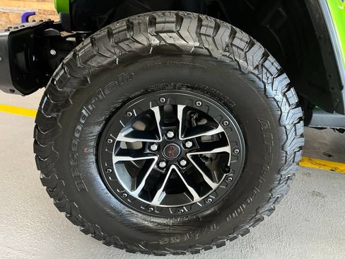 Used 2025 Jeep Wrangler Rubicon w/ Xtreme 35 Tire Package AWD/4WD image 39