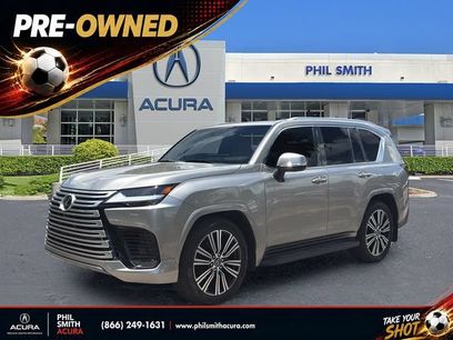 Used 2025 Lexus LX 600 4WD w/ Luxury Package