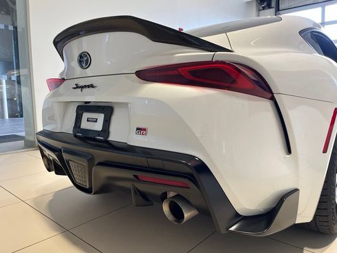 Used 2020 Toyota Supra RWD image 19