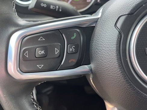 Used 2022 Jeep Wrangler Unlimited Sahara 4xe image 24