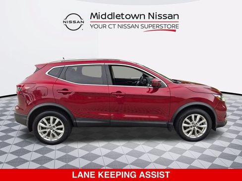 Used 2021 Nissan Rogue Sport SV w/ Technology Package AWD/4WD image 2