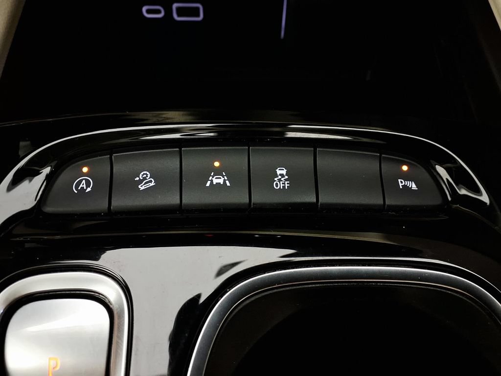 Used 2023 Buick Envision Preferred AWD/4WD image 21