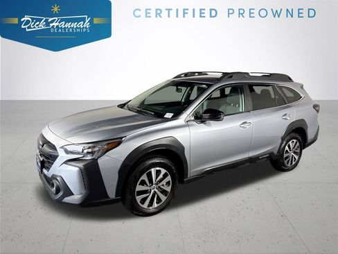 Certified 2025 Subaru Outback Premium AWD/4WD image 1