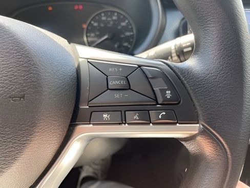 Used 2023 Nissan Kicks SV FWD image 18
