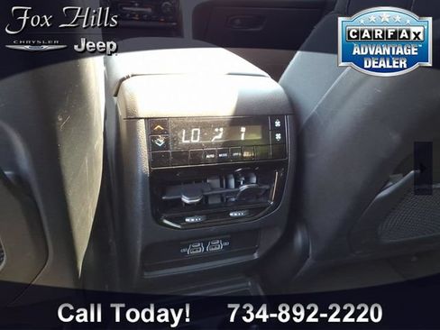 Certified 2022 Jeep Grand Cherokee L Laredo w/ Luxury Tech Group I AWD/4WD image 14