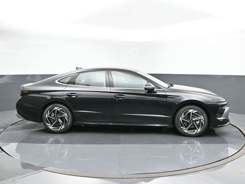 Used 2024 Hyundai Sonata SEL w/ Convenience Package image 6
