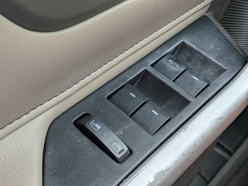 Used 2011 Ford Edge SE FWD image 21