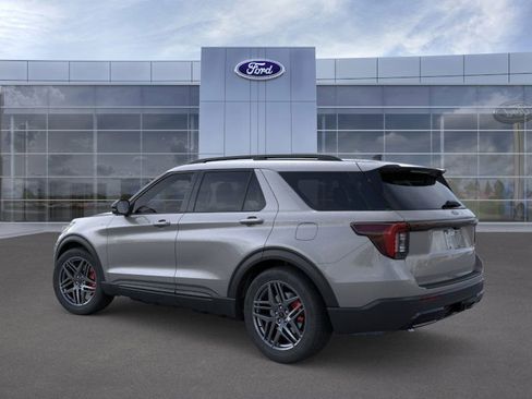 New 2026 Ford Explorer ST-Line w/ ST-Line Street Pack image 4