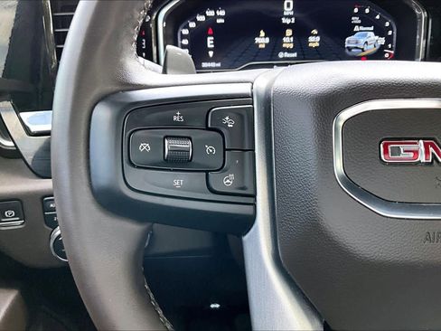 Used 2023 GMC Sierra 1500 SLT w/ SLT Premium Package AWD/4WD image 23