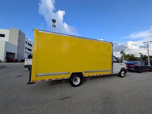 Used 2023 Ford E-350 and Econoline 350 Super Duty w/ Driver's Safety Package image 13