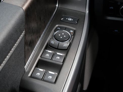Used 2024 Ford F250 Lariat w/ Sport Appearance Package AWD/4WD image 38