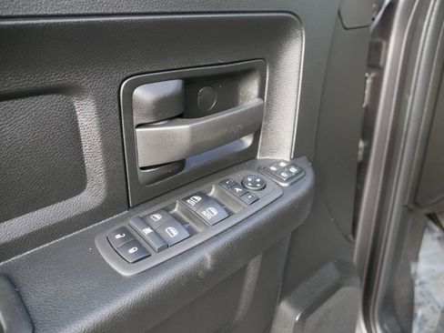 Certified 2024 RAM 3500 Tradesman w/ Chrome Appearance Group image 28