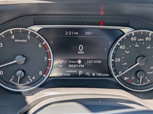 Used 2025 Nissan Rogue SV w/ SV Premium Package FWD image 13
