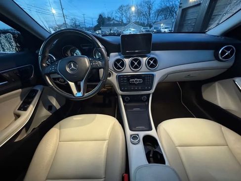 Used 2015 Mercedes-Benz GLA 250 4MATIC image 9