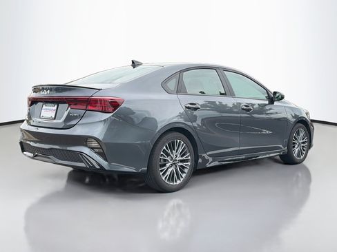 Used 2022 Kia Forte GT-Line FWD image 2