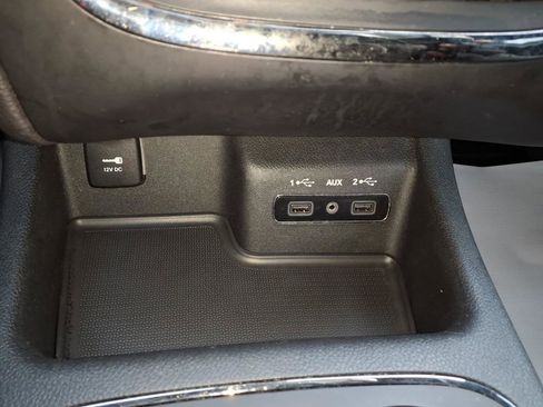 Used 2020 Dodge Durango R/T w/ Technology Group image 18