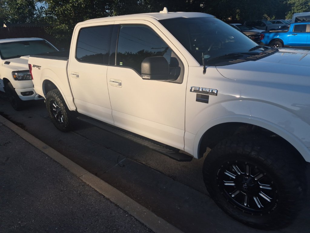 Used 2018 Ford F150 XLT w/ Equipment Group 302A Luxury AWD/4WD image 28