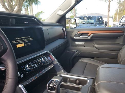 Certified 2023 GMC Sierra 1500 Denali w/ Denali Reserve Package image 22