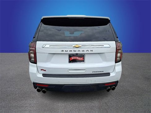 Used 2024 Chevrolet Suburban Premier image 6