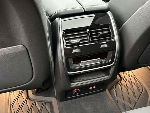 Certified 2025 BMW X5 xDrive50e w/ Premium Package image 20