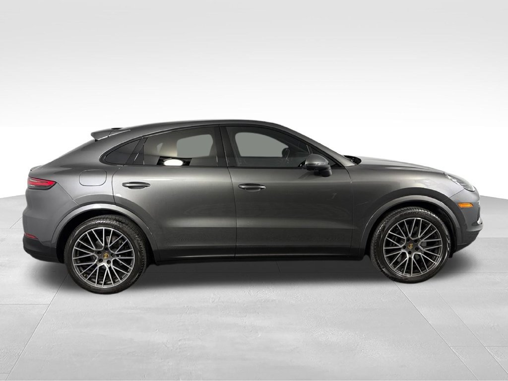 Used 2023 Porsche Cayenne Coupe AWD/4WD image 7