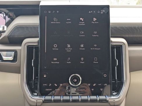 New 2026 GMC Yukon Denali w/ Sun & Power Step Package image 20