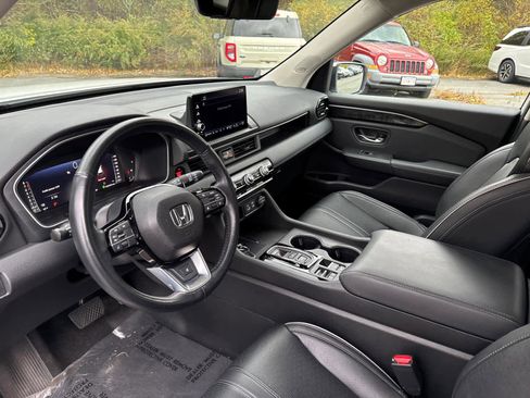 Certified 2023 Honda Pilot Elite image 13