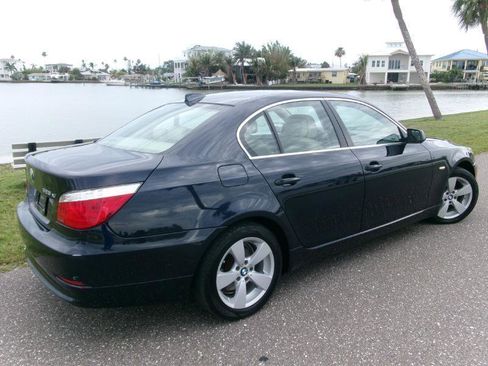 Used 2008 BMW 528xi Sedan AWD/4WD image 4