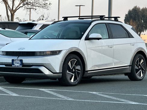 New 2026 Hyundai Ioniq 5 Limited image 8