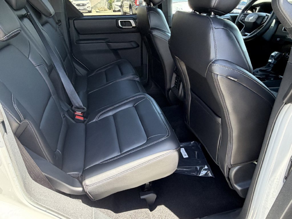 Used 2026 Ford Bronco Outer Banks AWD/4WD image 16