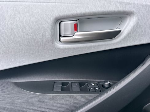 New 2026 Toyota Corolla SE FWD image 12