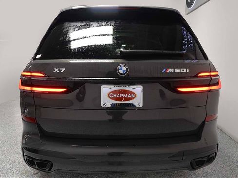 New 2026 BMW X7 M60i image 4