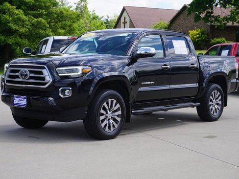Used 2021 Toyota Tacoma Limited AWD/4WD image 7