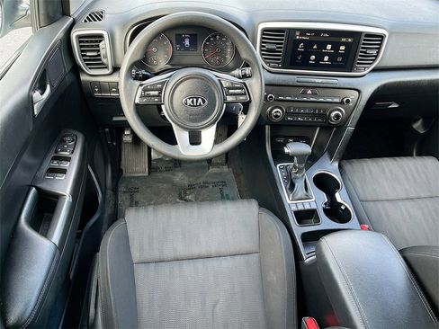 Used 2022 Kia Sportage LX image 20