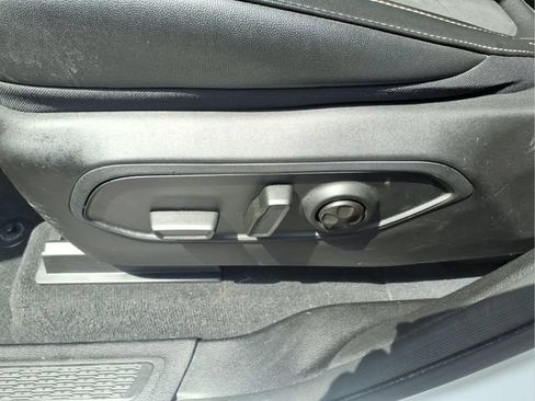 Used 2024 Jeep Grand Cherokee Altitude AWD/4WD image 18
