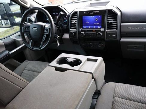 Used 2021 Ford F250 XLT AWD/4WD image 17