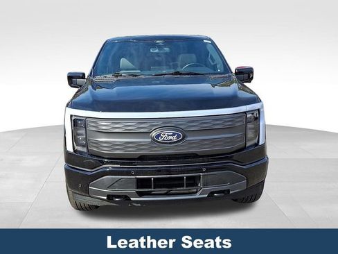 Used 2024 Ford F150 Lightning Lariat image 2