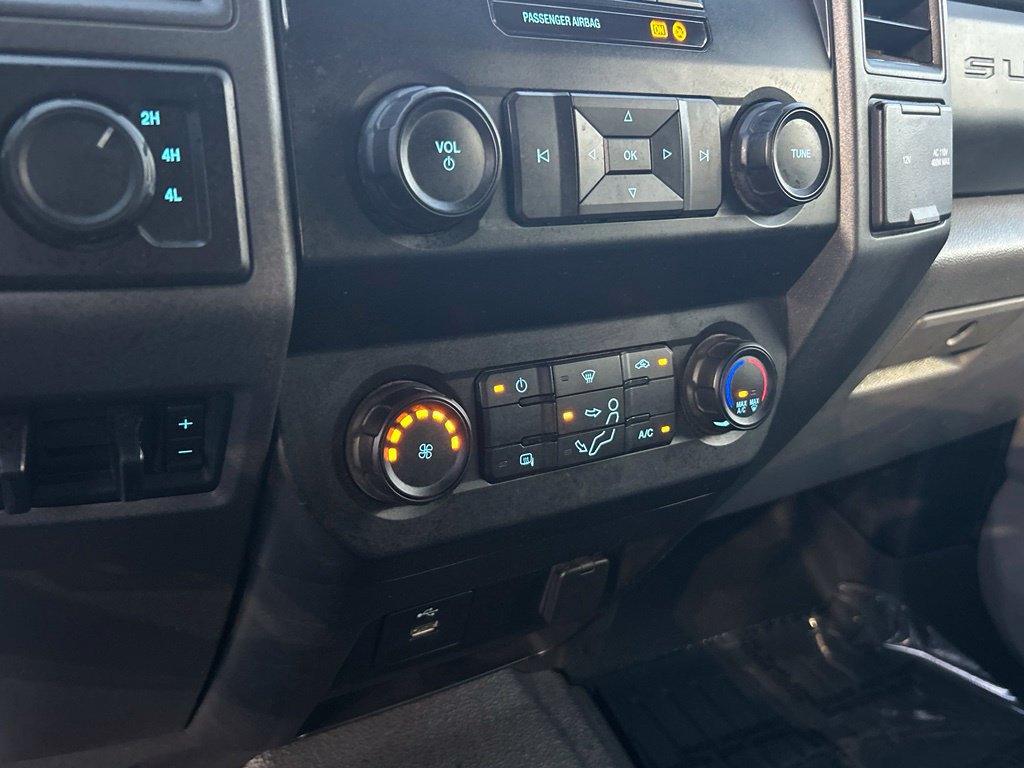 Used 2021 Ford F550 4x4 Crew Cab Super Duty image 35