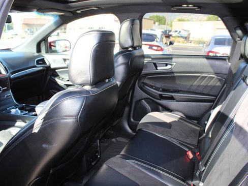 Used 2020 Ford Edge ST w/ Equipment Group 401A AWD/4WD image 22