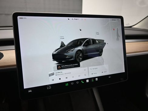 Used 2022 Tesla Model 3 Long Range AWD/4WD image 11