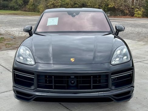 Used 2022 Porsche Cayenne Turbo GT image 7