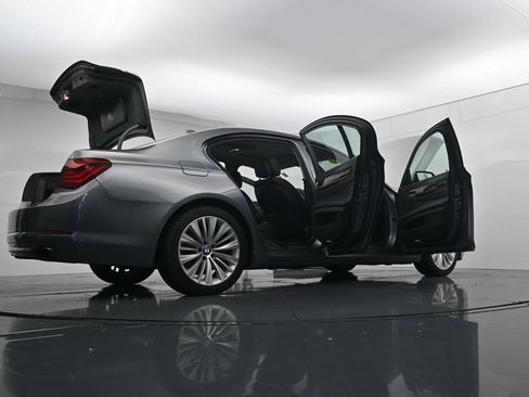Used 2015 BMW 740i RWD image 43