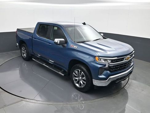 Used 2024 Chevrolet Silverado 1500 LT image 15